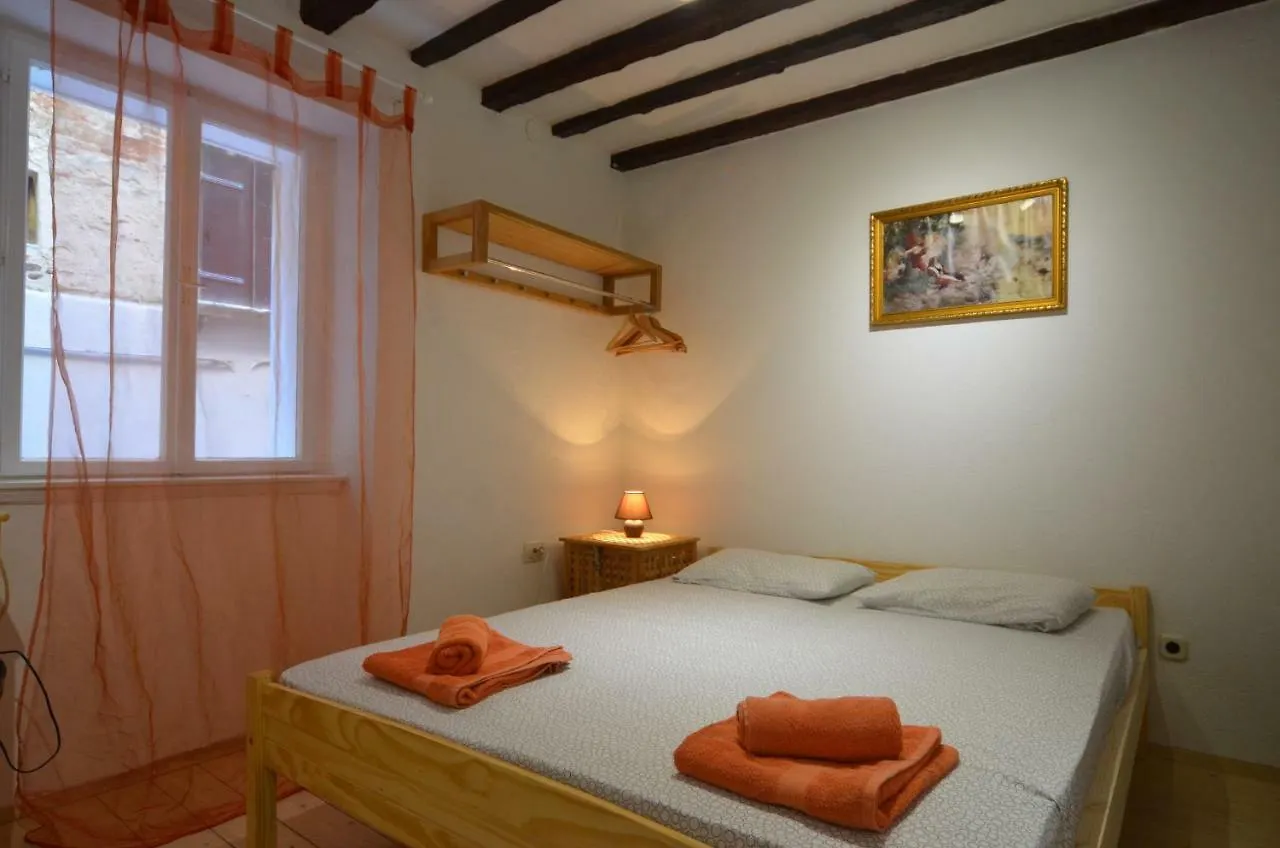 Apartman 18 Rovinj 0*,